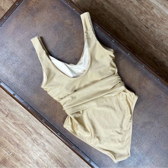 Red Dress Day or Night Gold One Piece Swimsuit. SZ:S - Picture 6 of 12